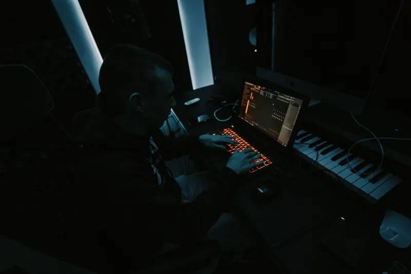 No Label, No Problem: The Renegade Musicians Dropping Music on the Blockchain